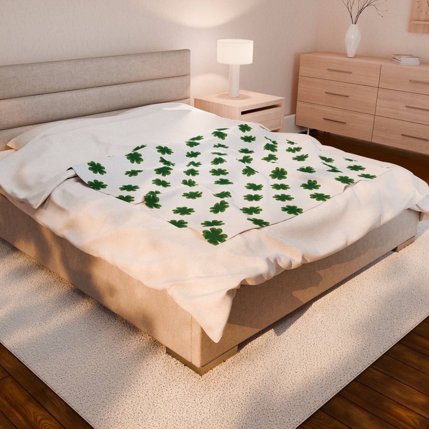 Clover Velveteen Plush Blanket
